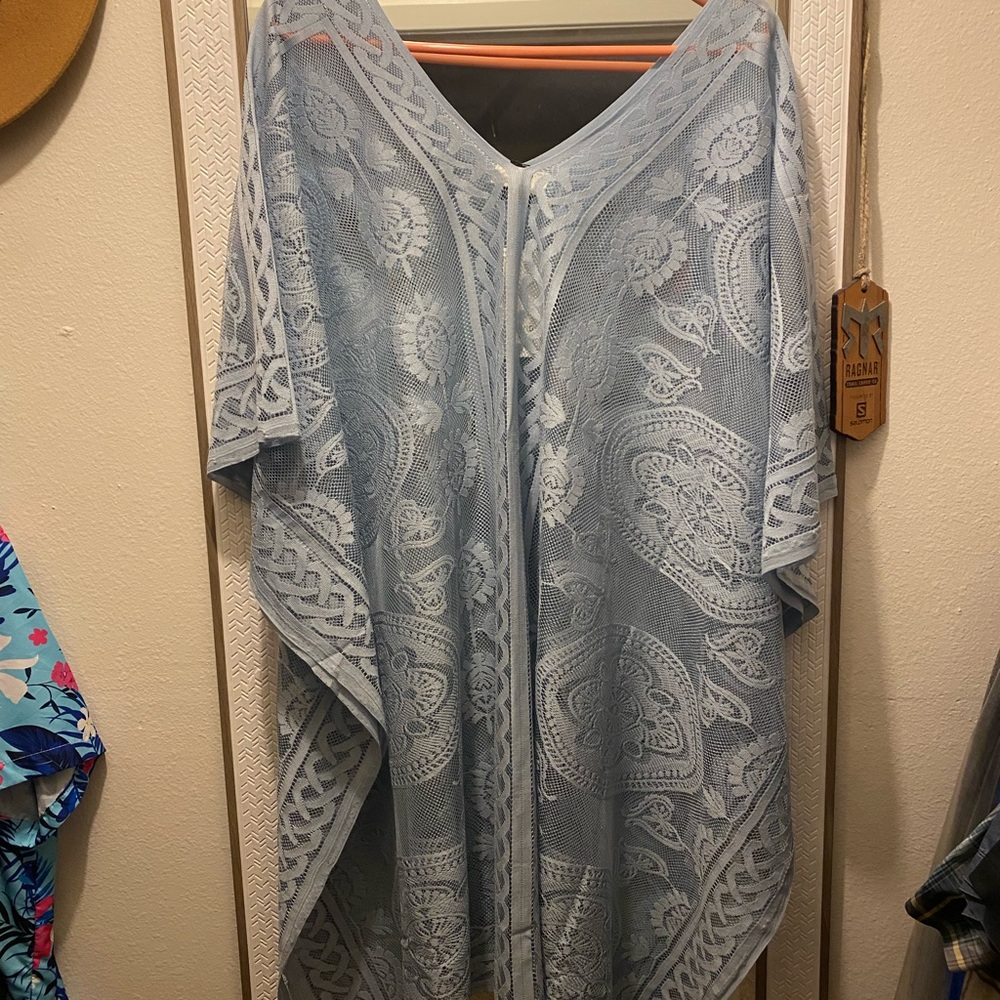 David and Young Gray Lace Cardigan